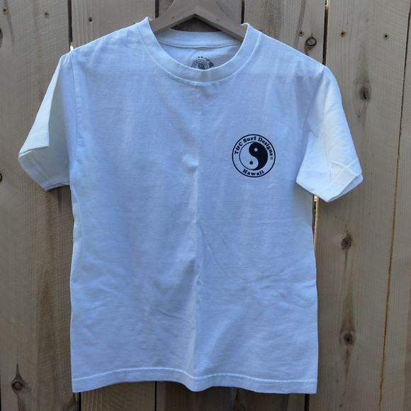 T&C Surf Designs Other - T&C Surf Designs White Yin Yang T-Shirt Size Small Graphic Tee Short Sleeve